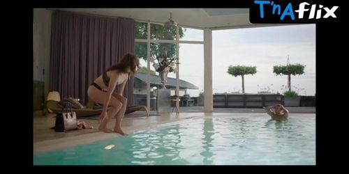 Angela Schijf Lesbian,  Thong Scene  in Meisje Van Plezier