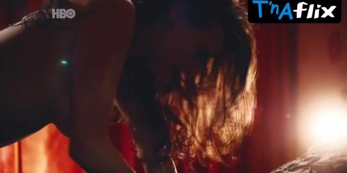 Maria Luisa Mendonca Breasts Scene  in Magnifica 70
