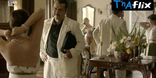 Fernanda Vasconcellos Butt,  Breasts Scene  in Boca De Ouro