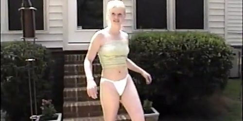 Kelli Outdoor Strip Tease