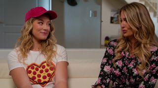 Annie King, Andi Avalon and River Lynn having a lesbian threesome
