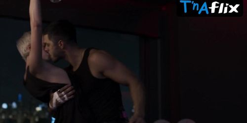 Agatha Moreira Breasts,  Underwear Scene  in Verdades Secretas