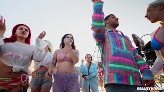 Gia OhMy in a sneaky fuck with Mike Ox at a swamp party