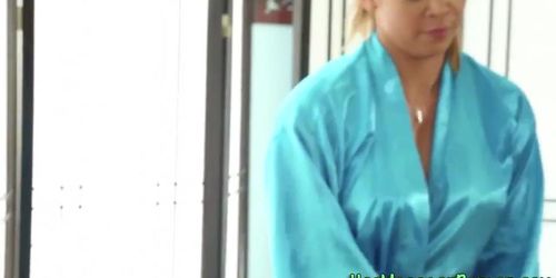 Beautiful masseuse jizzed