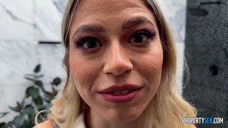 Realtor Ava Amira walks in on Summer Kline sucking Donnie's cock