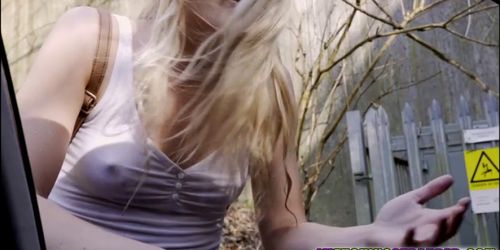 Blondie and slutty Sweet Cat gets fucked
